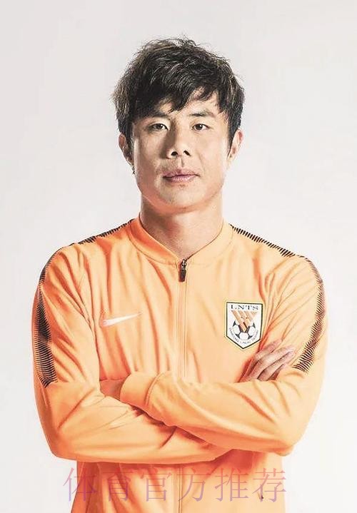 听邓世俊讲述蒿俊闵的成才经